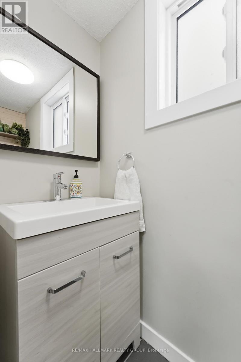 1091 BURGUNDY LANE, Ottawa. Luxury613. By Peter Sagos - Image 14