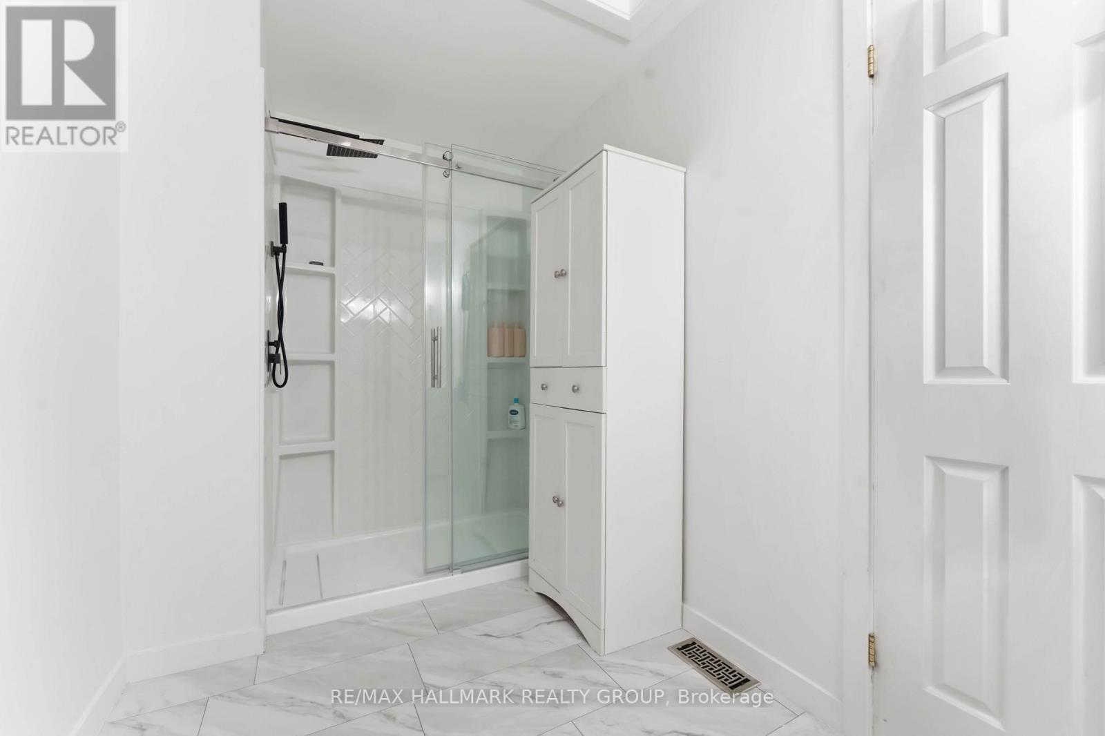 1091 BURGUNDY LANE, Ottawa. Luxury613. By Peter Sagos - Image 19