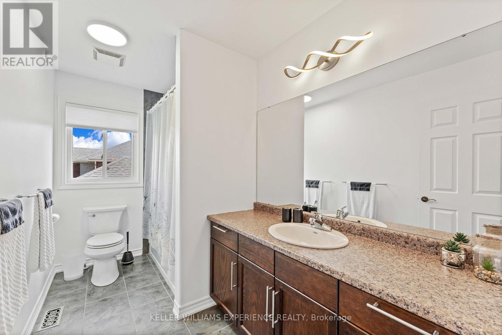 169 BIRKHALL PLACE - 25