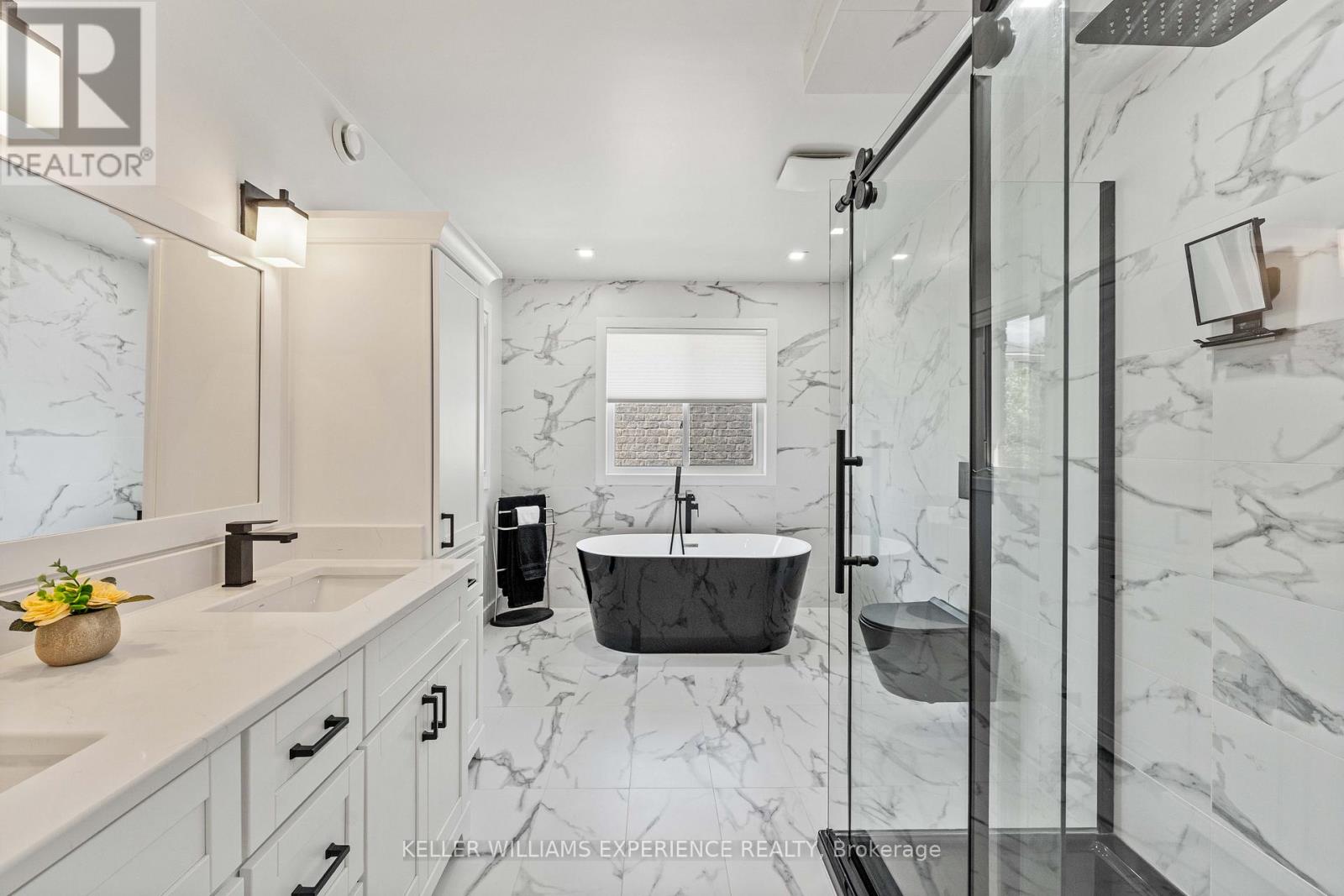 169 BIRKHALL PLACE - 22