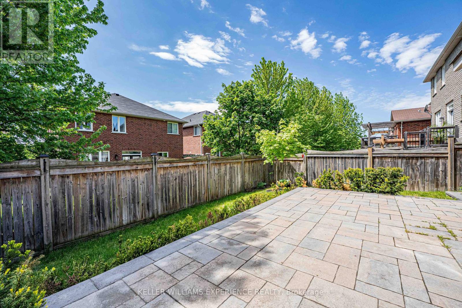 169 BIRKHALL PLACE - 30