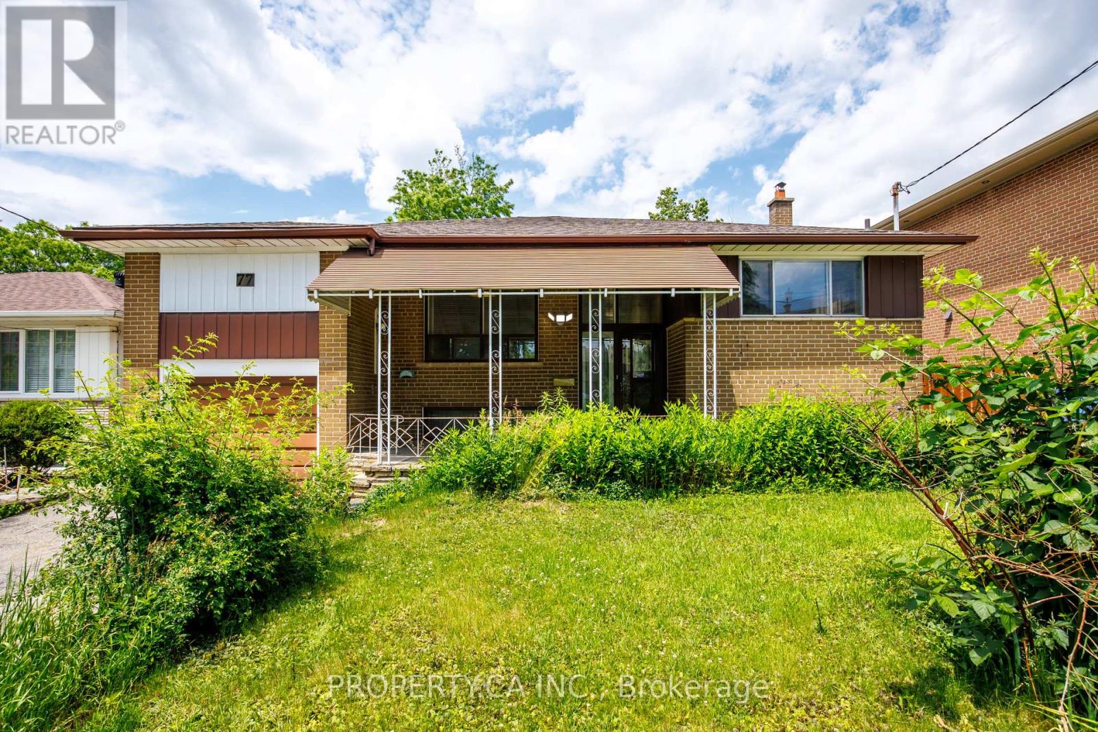 77 TROUTBROOKE DRIVE - 2