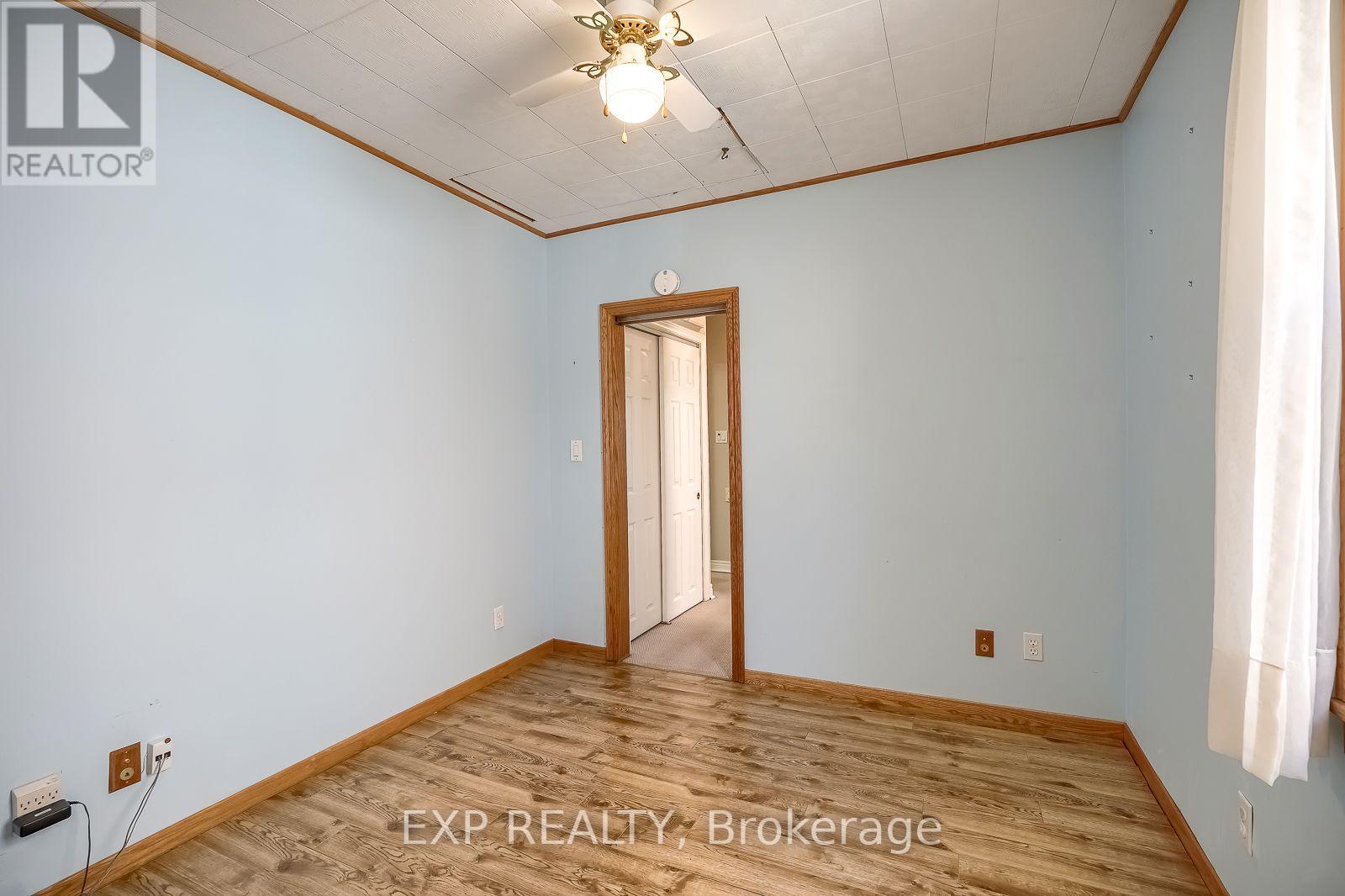 1141 HAIG BOULEVARD - 12