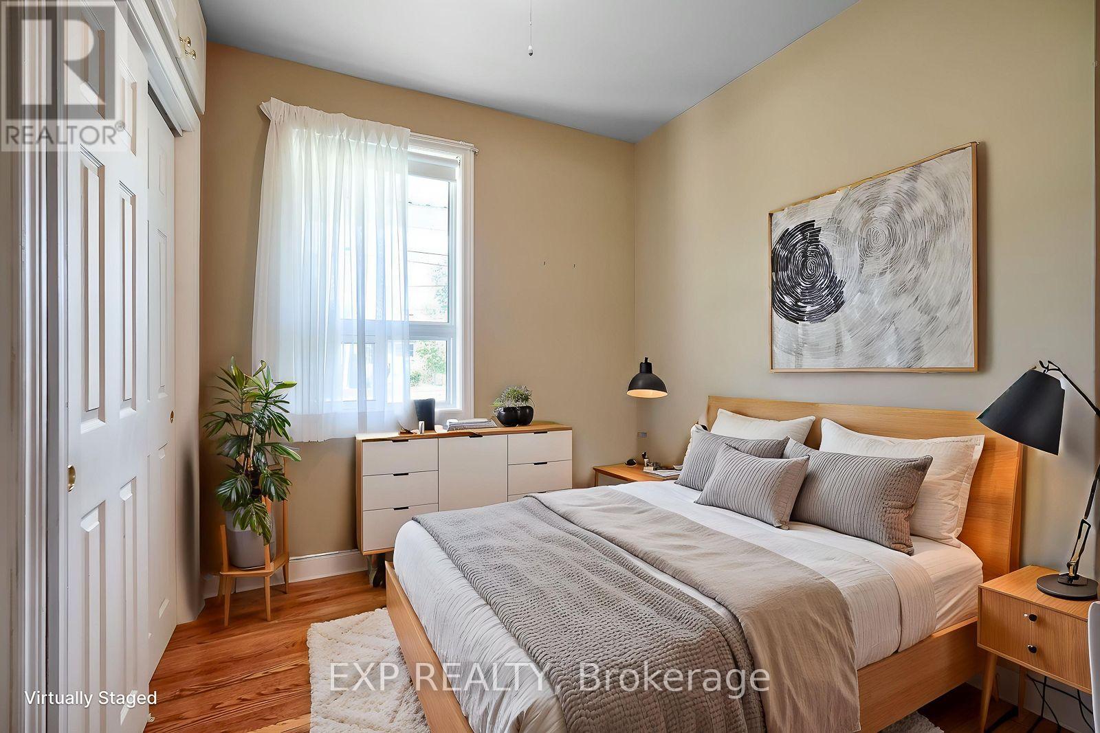 1141 HAIG BOULEVARD - 13