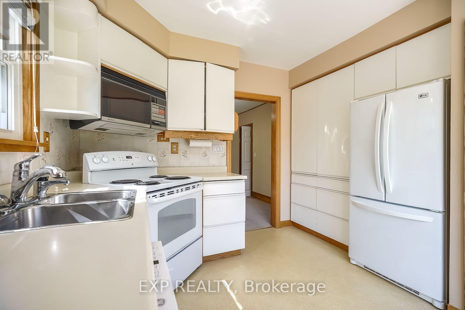 1141 HAIG BOULEVARD - 20