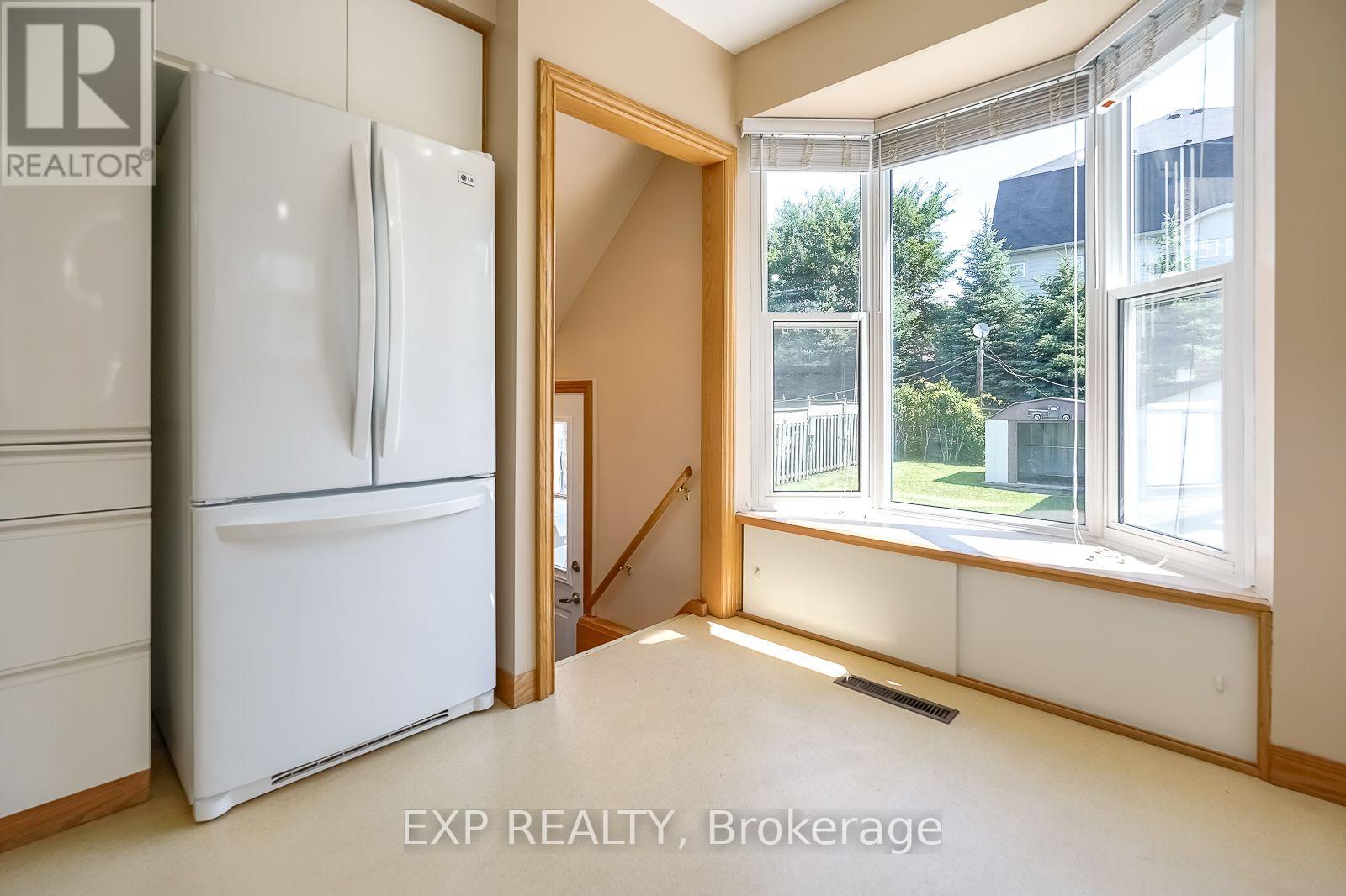 1141 HAIG BOULEVARD - 21