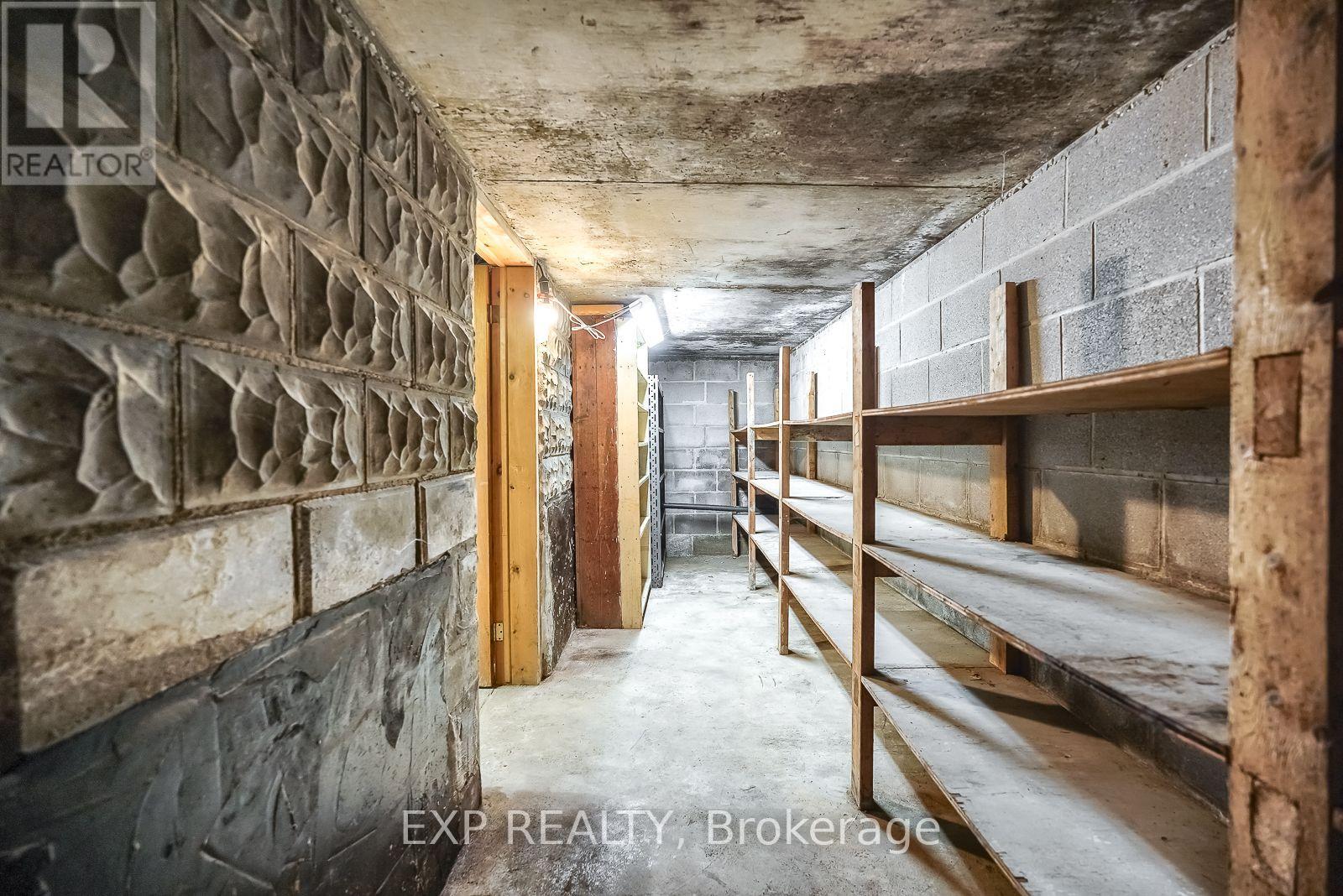 1141 HAIG BOULEVARD - 26