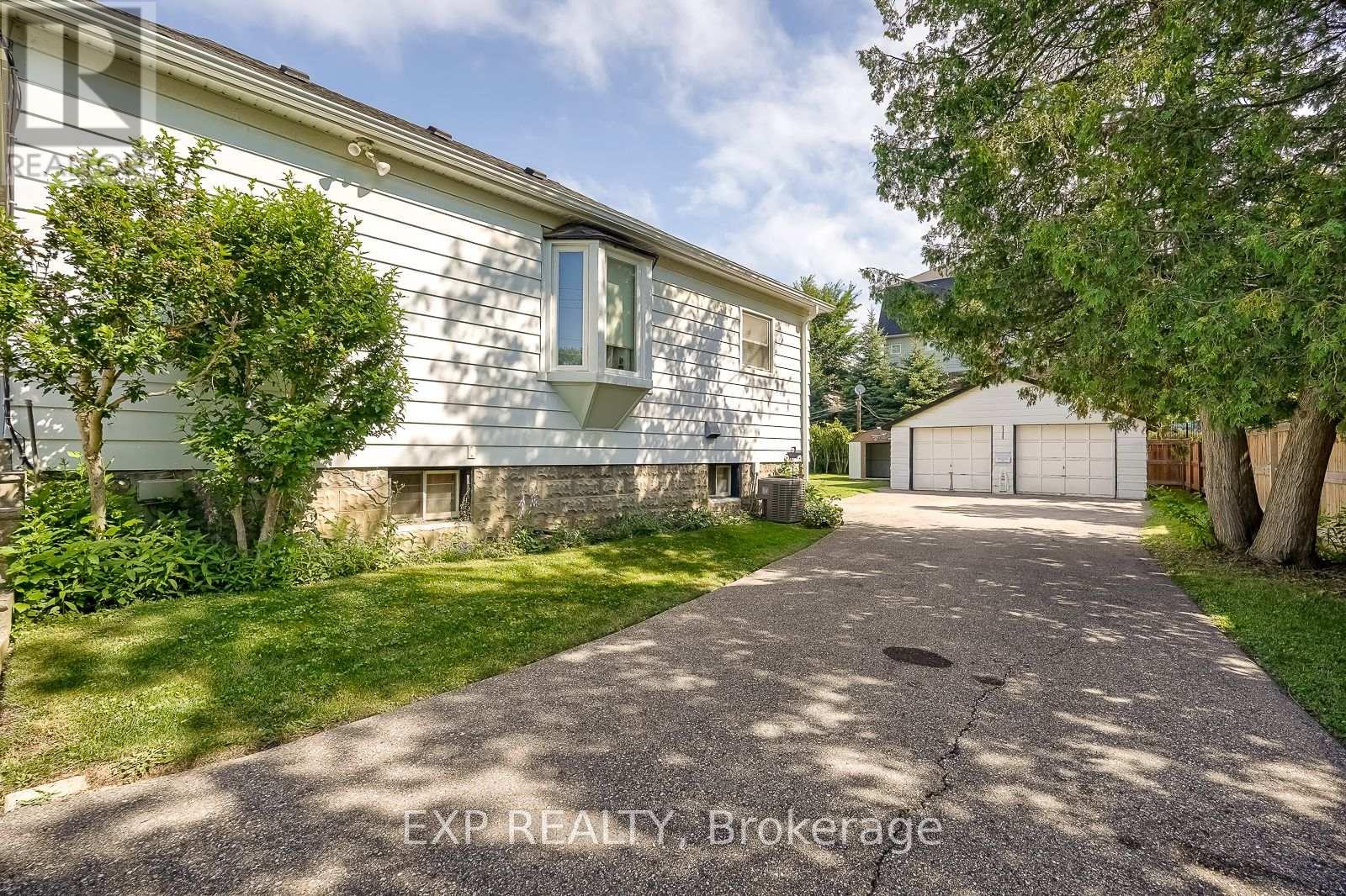 1141 HAIG BOULEVARD - 27