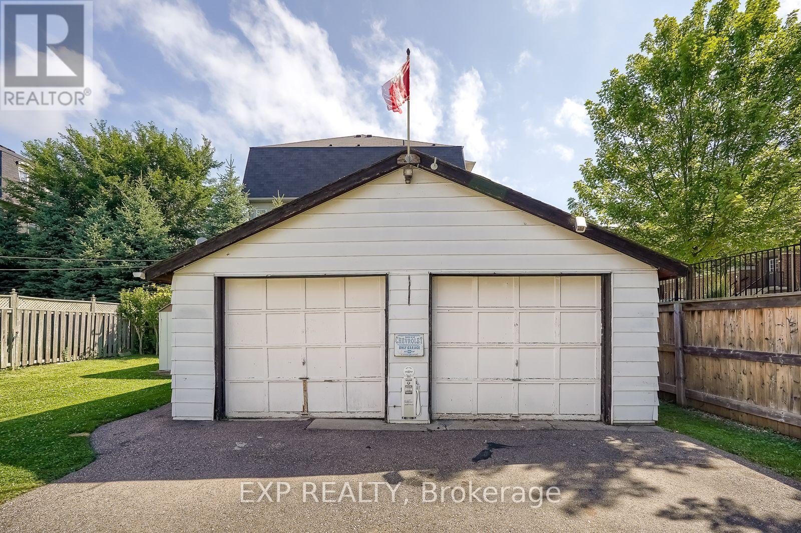 1141 HAIG BOULEVARD - 29