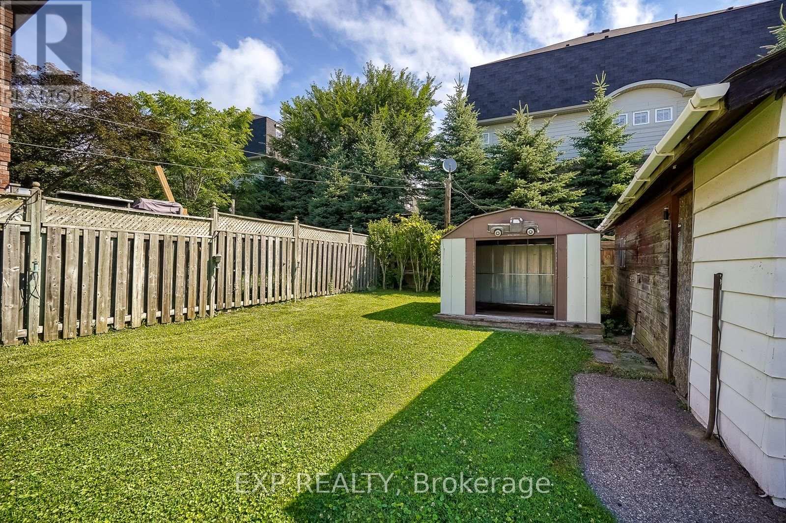 1141 HAIG BOULEVARD - 31