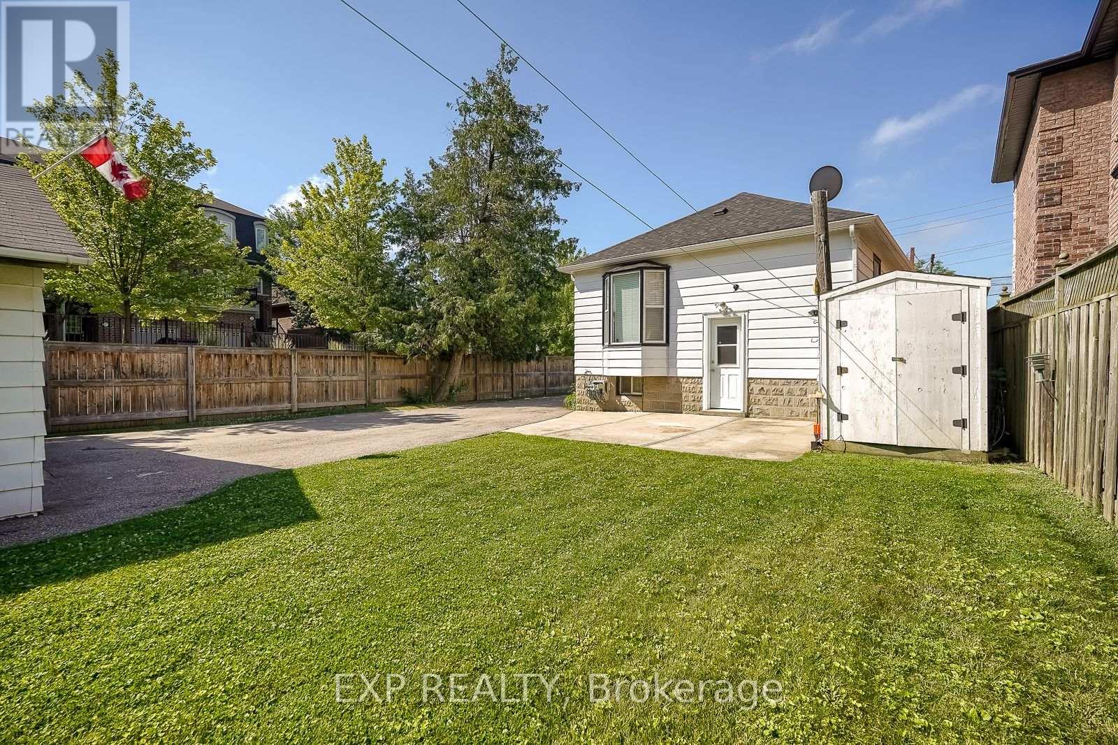 1141 HAIG BOULEVARD - 32