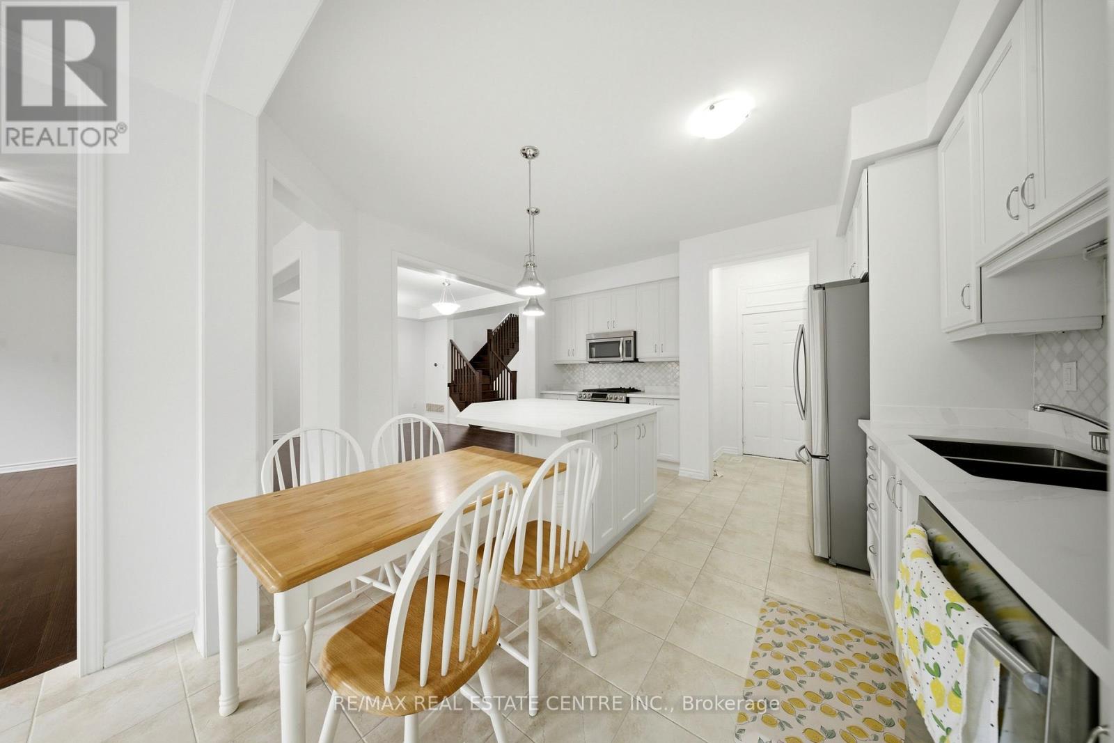369 CEDAR HEDGE ROAD - 16