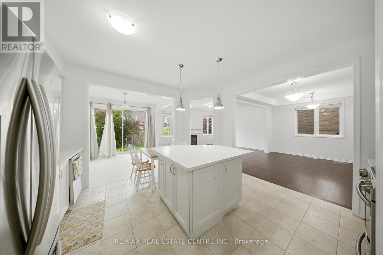 369 CEDAR HEDGE ROAD - 17