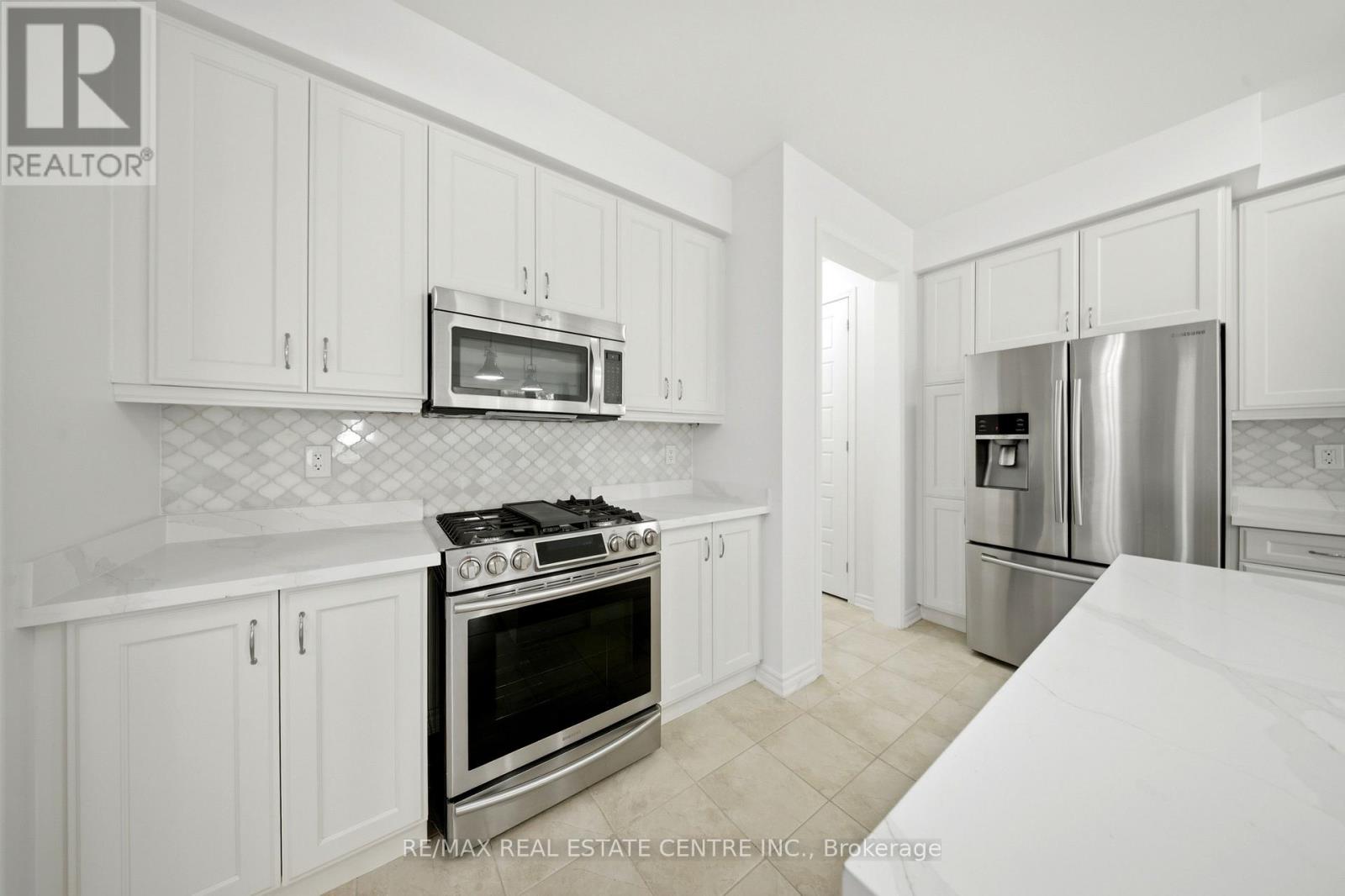369 CEDAR HEDGE ROAD - 19