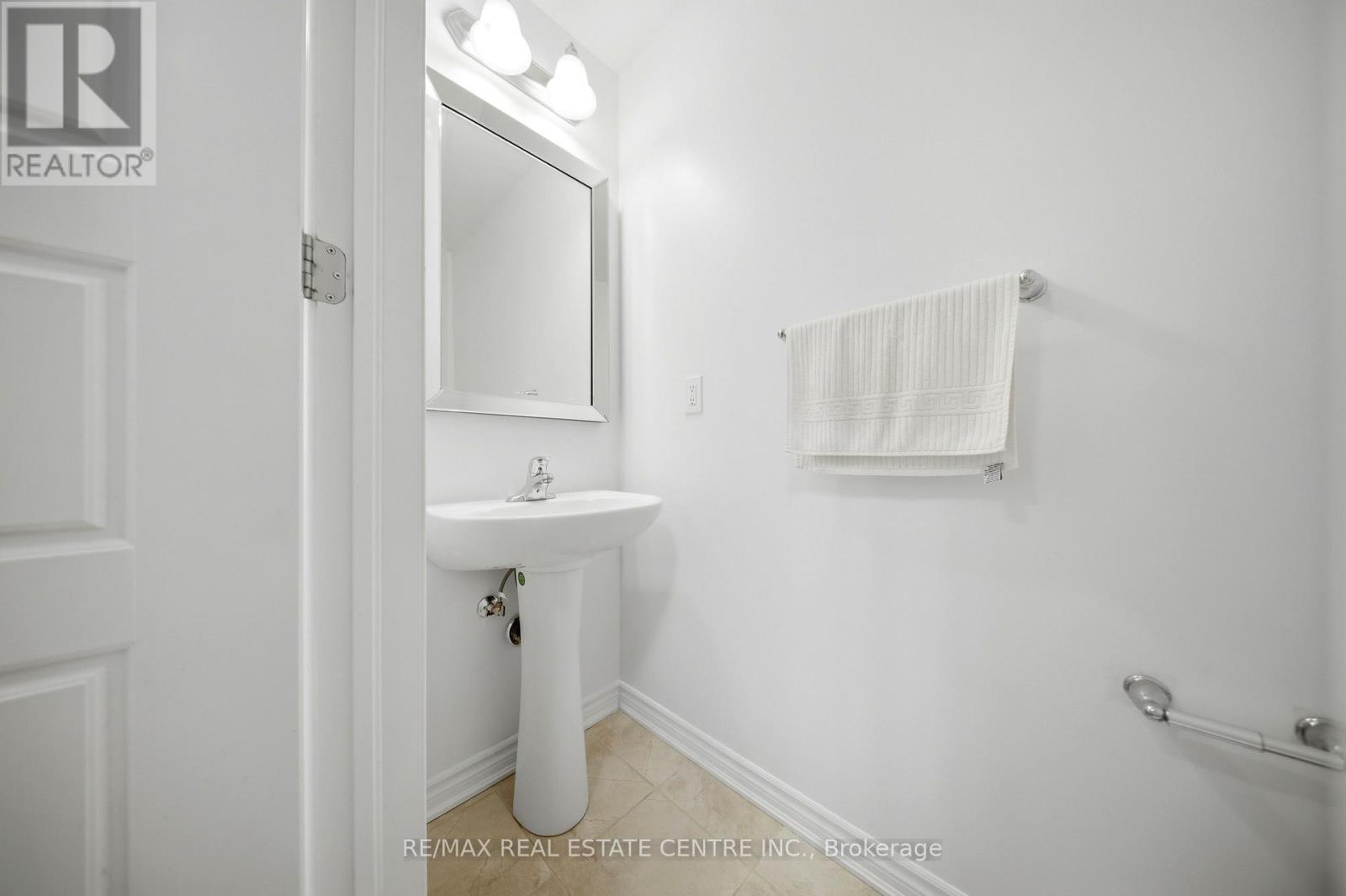 369 CEDAR HEDGE ROAD - 22