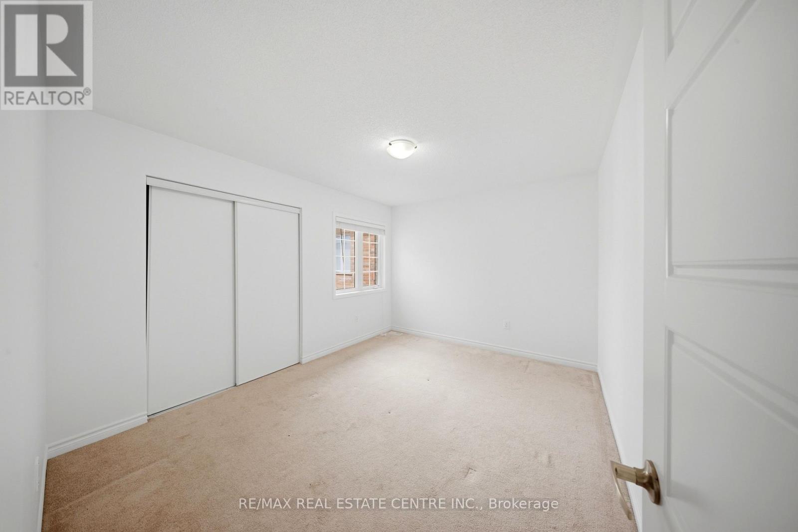 369 CEDAR HEDGE ROAD - 26