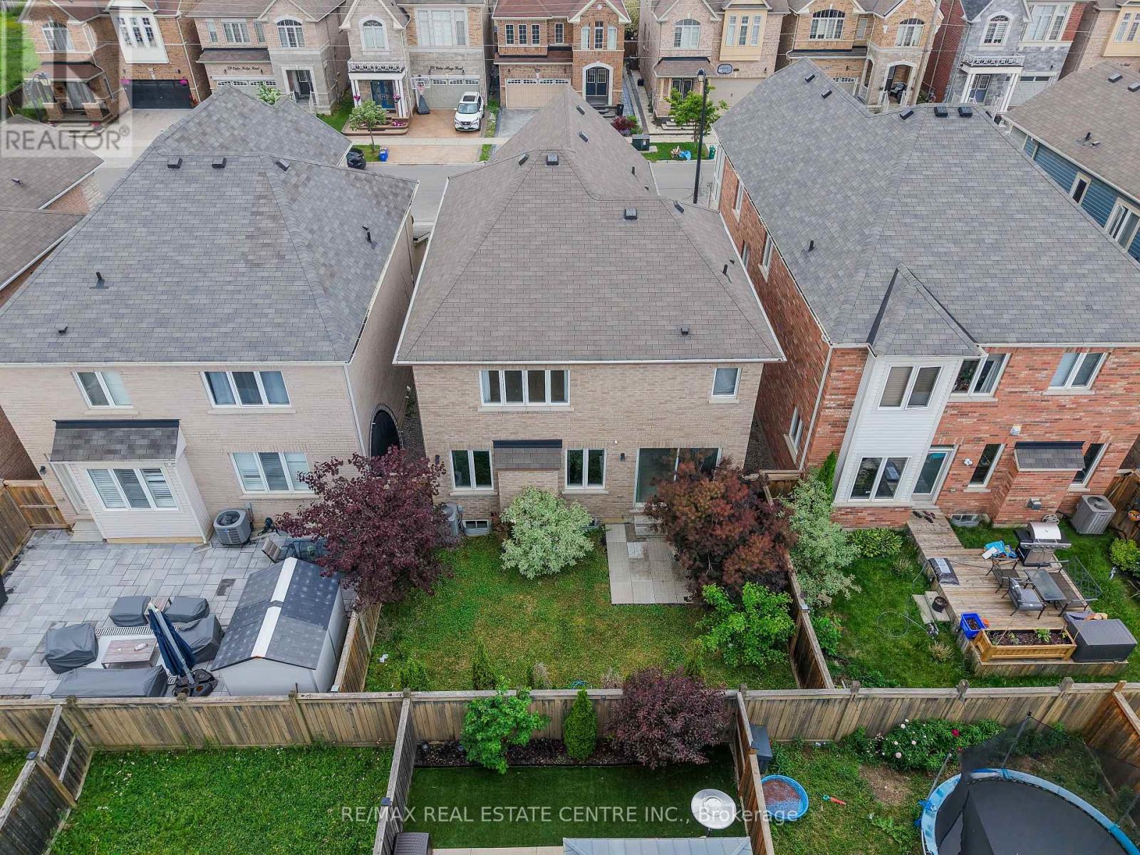 369 CEDAR HEDGE ROAD - 44