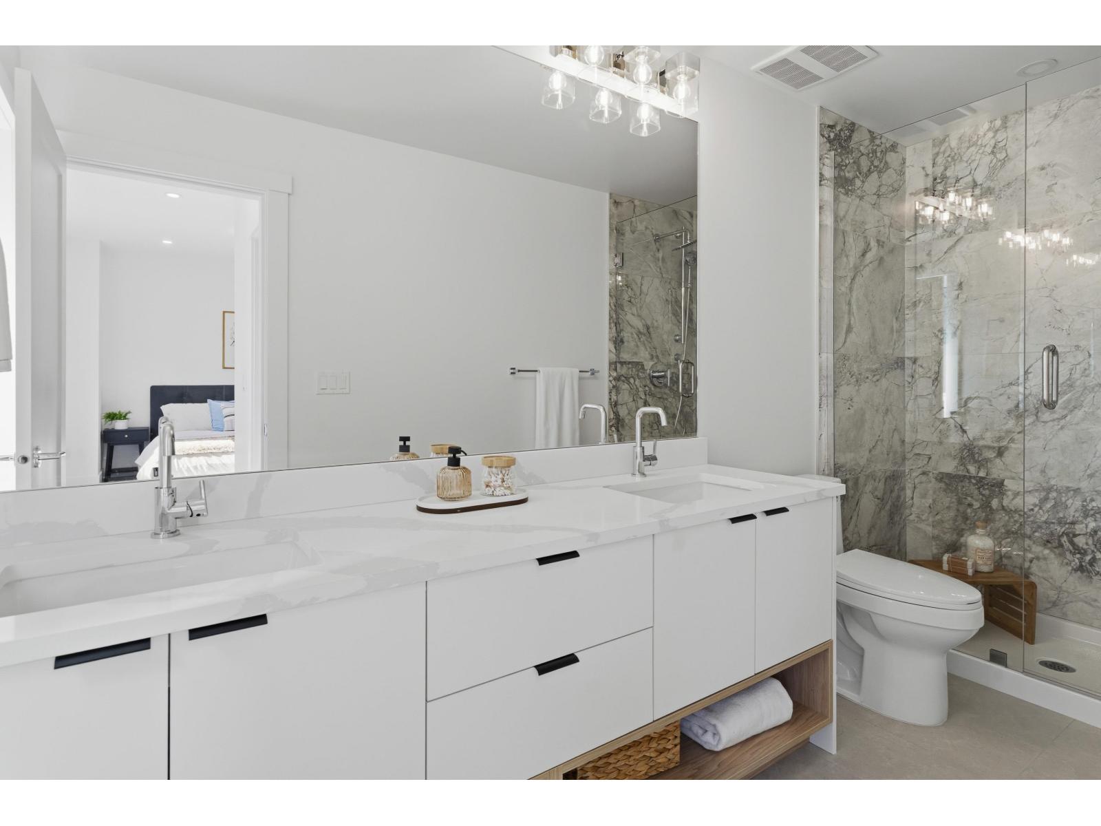 12 5993 143 STREET, Surrey