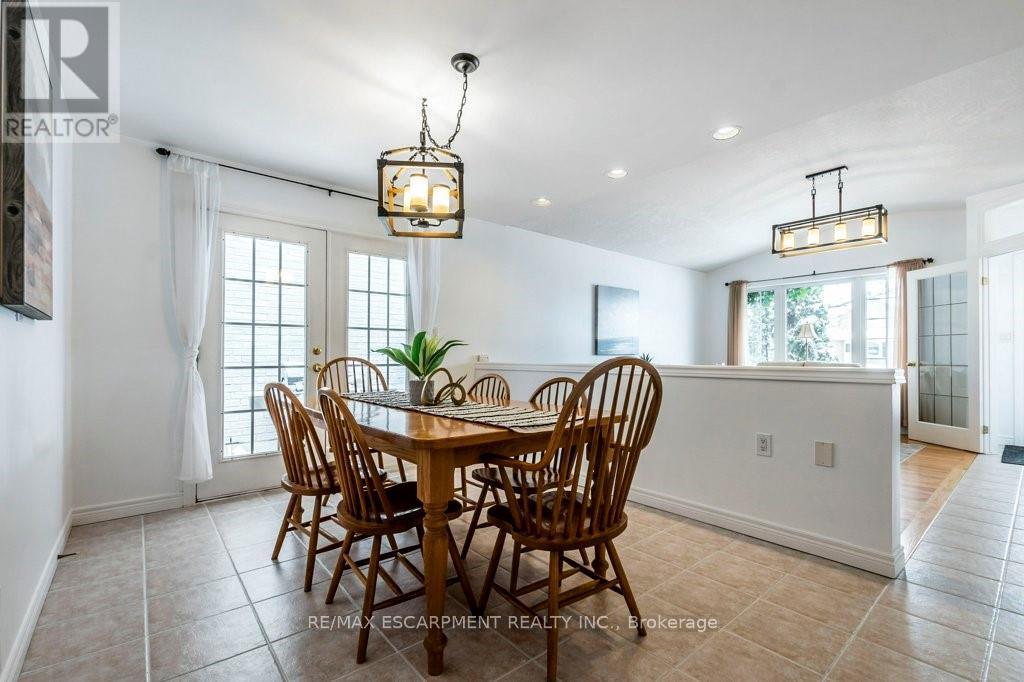 62 SPADARA DRIVE - 10