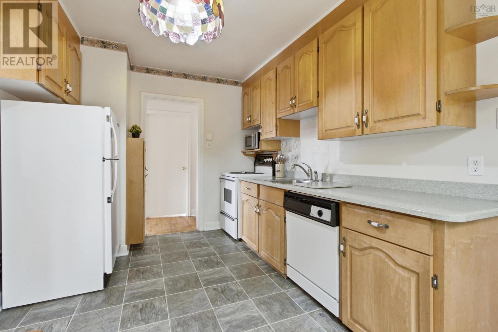 Property 7 of 34 of 3 Guysborough Avenue