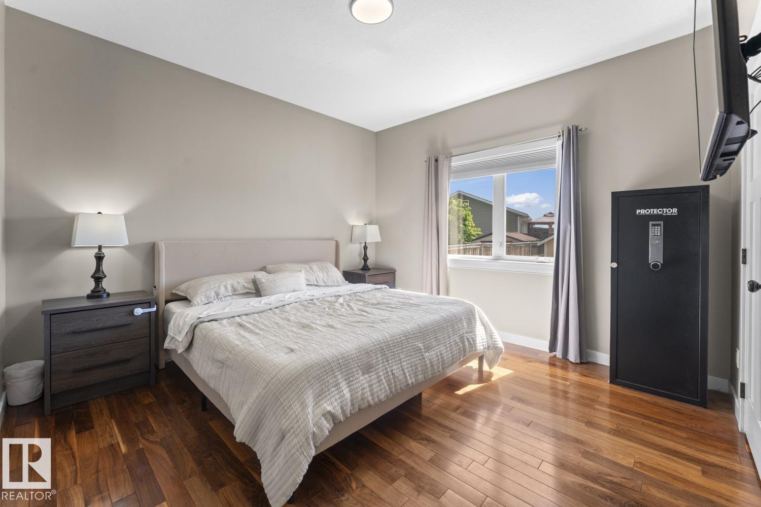5911 Meadow WY - 13
