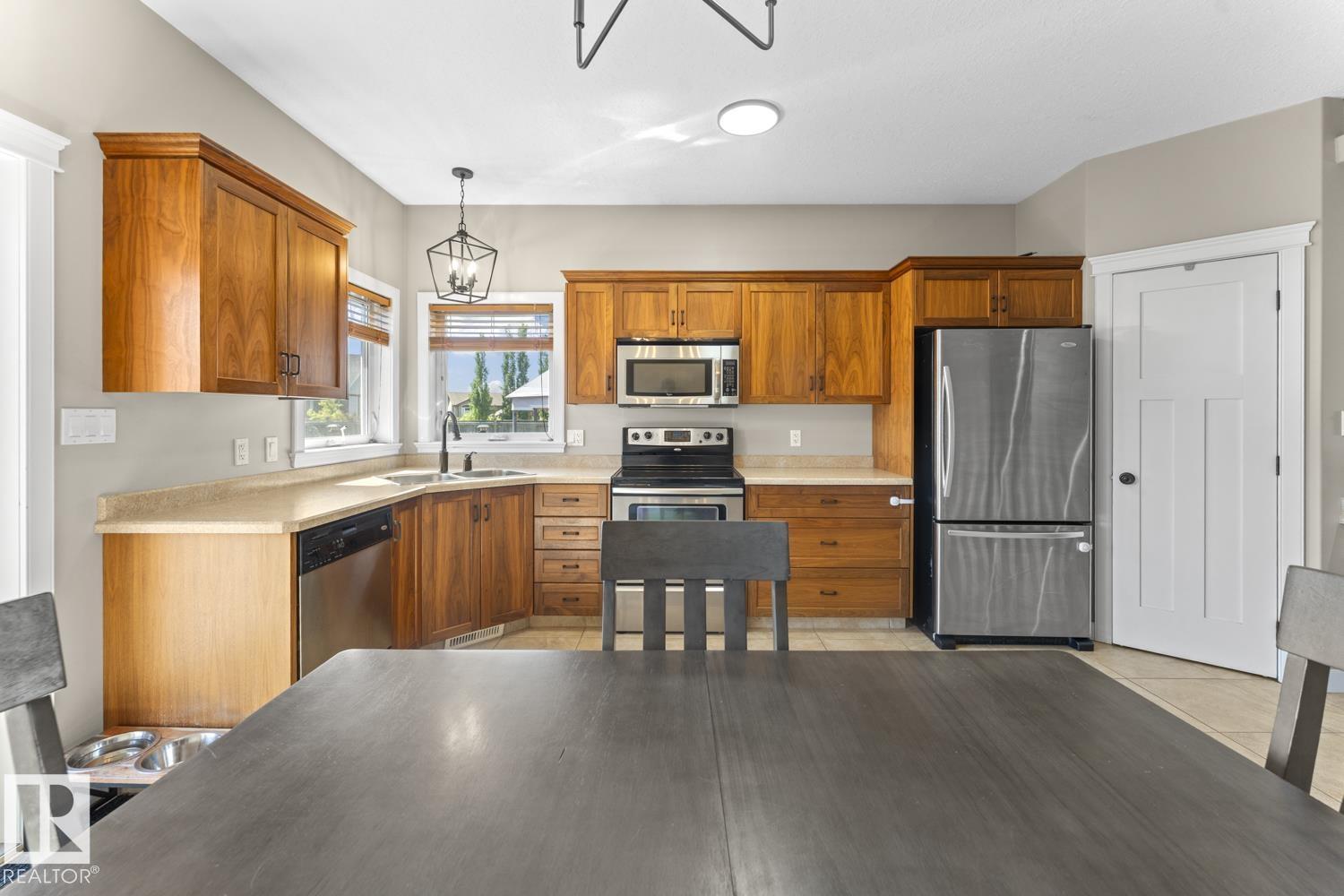 5911 Meadow WY - 10