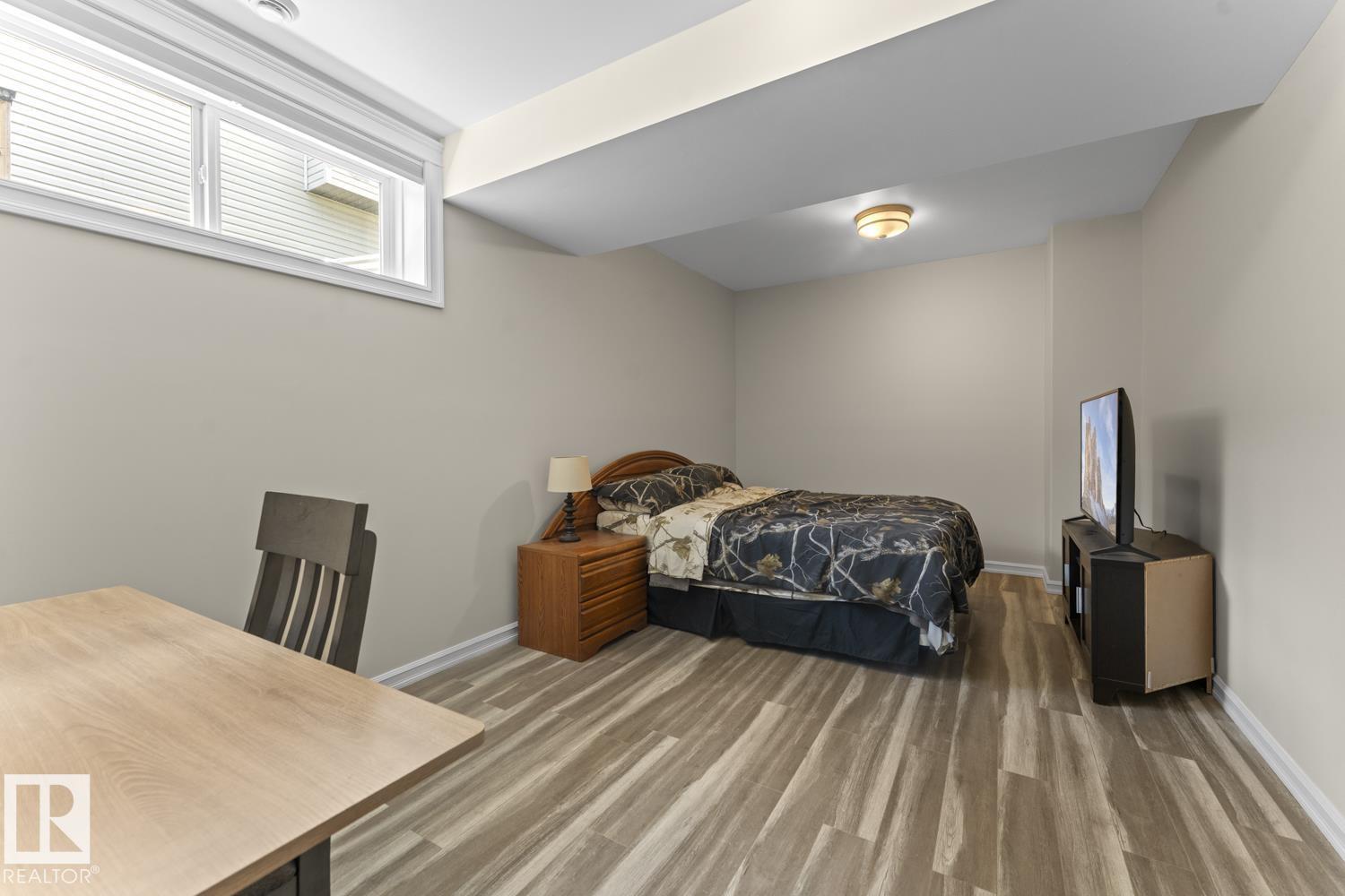 5911 Meadow WY - 22