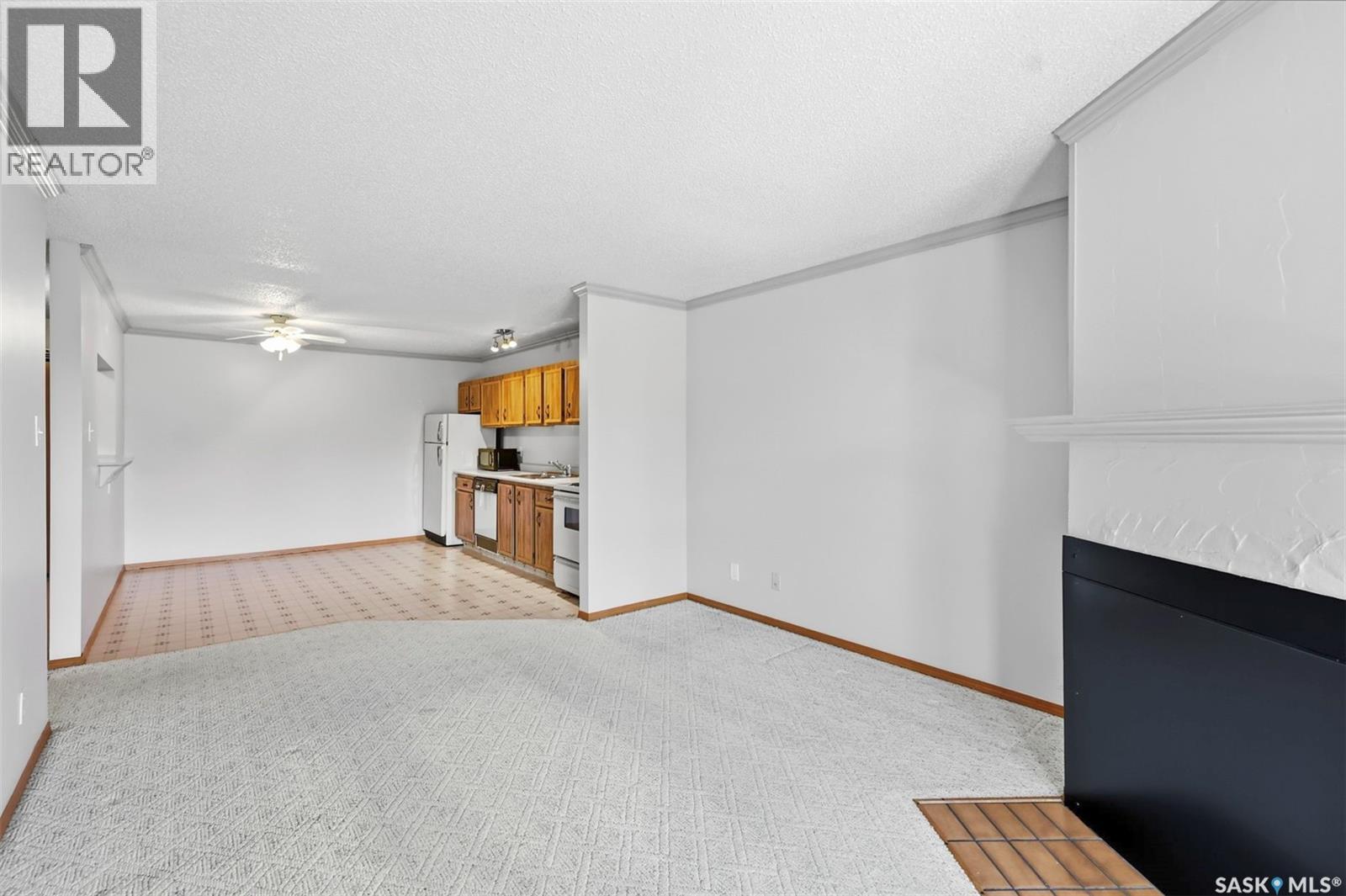 410 610 Hilliard STREET W — photo 17