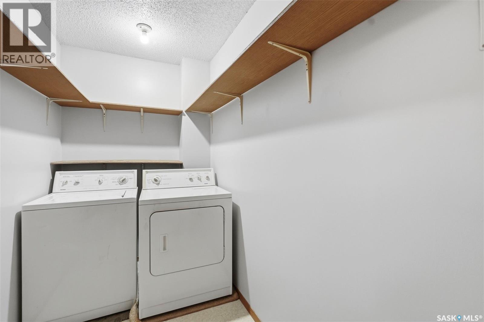 410 610 Hilliard STREET W — photo 25