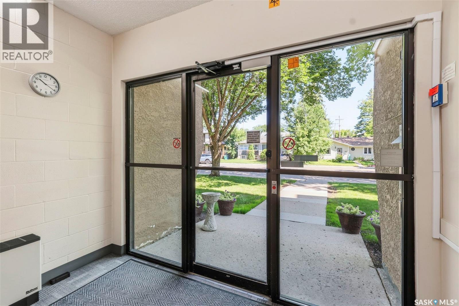 410 610 Hilliard STREET W - photo 5