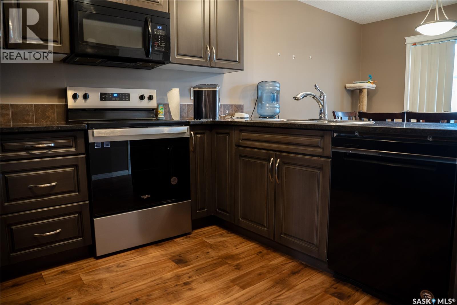 #714 3806 Dewdney AVENUE E - 9