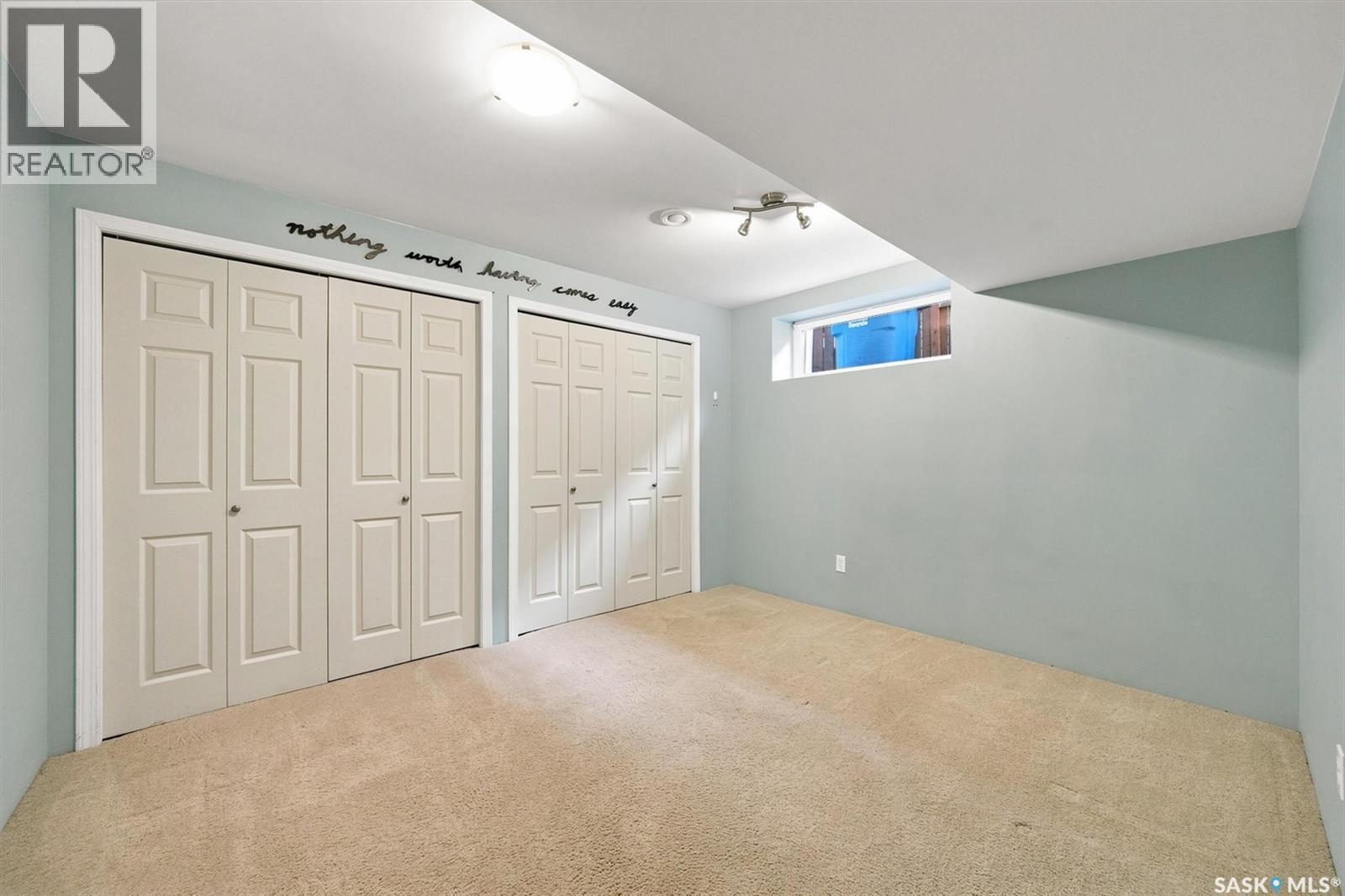 911 MAGUIRE CRESCENT - 33