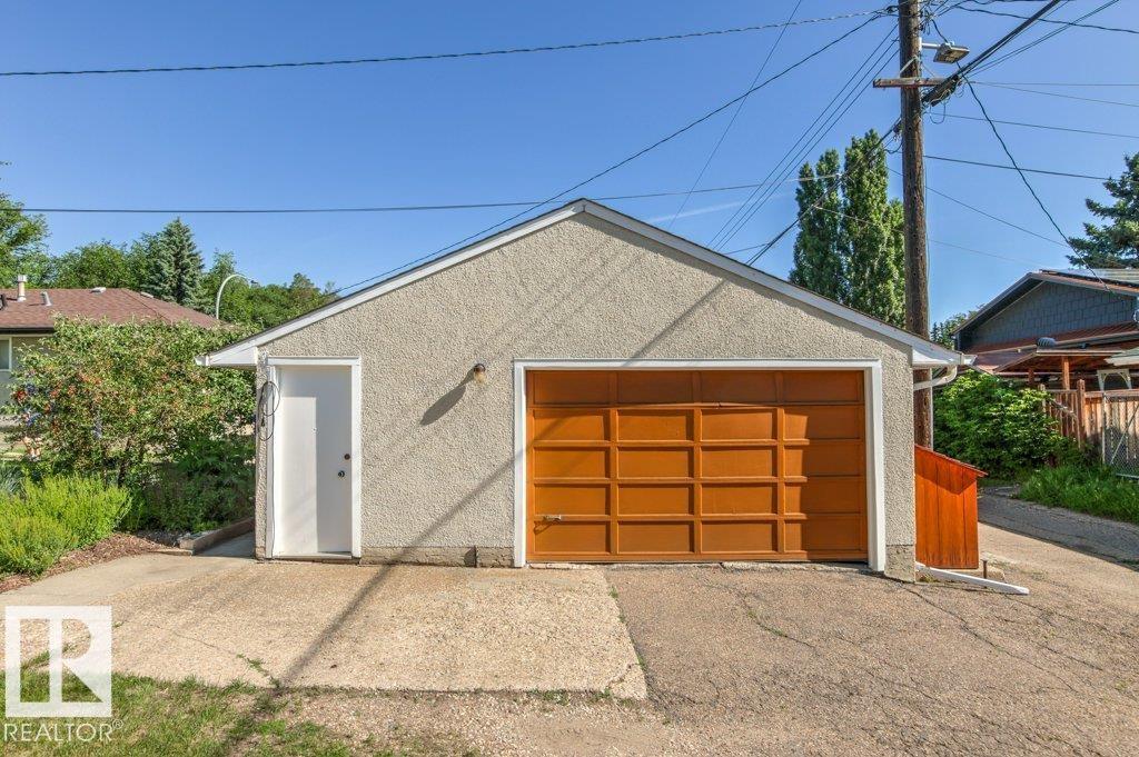 10235 74 ST NW - 69