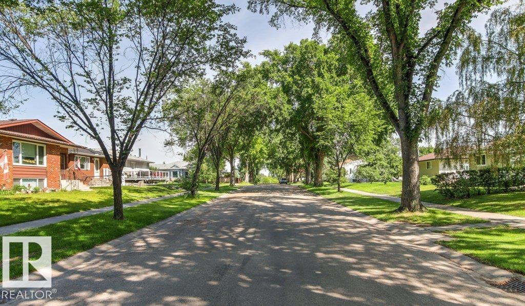 10235 74 ST NW - 73