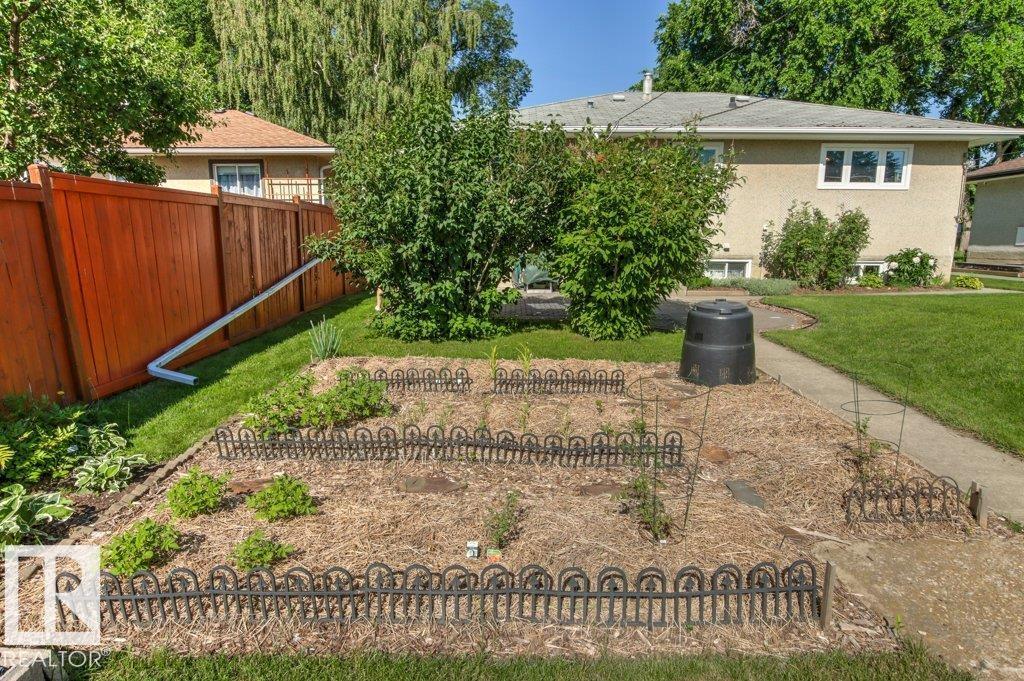 10235 74 ST NW - 62