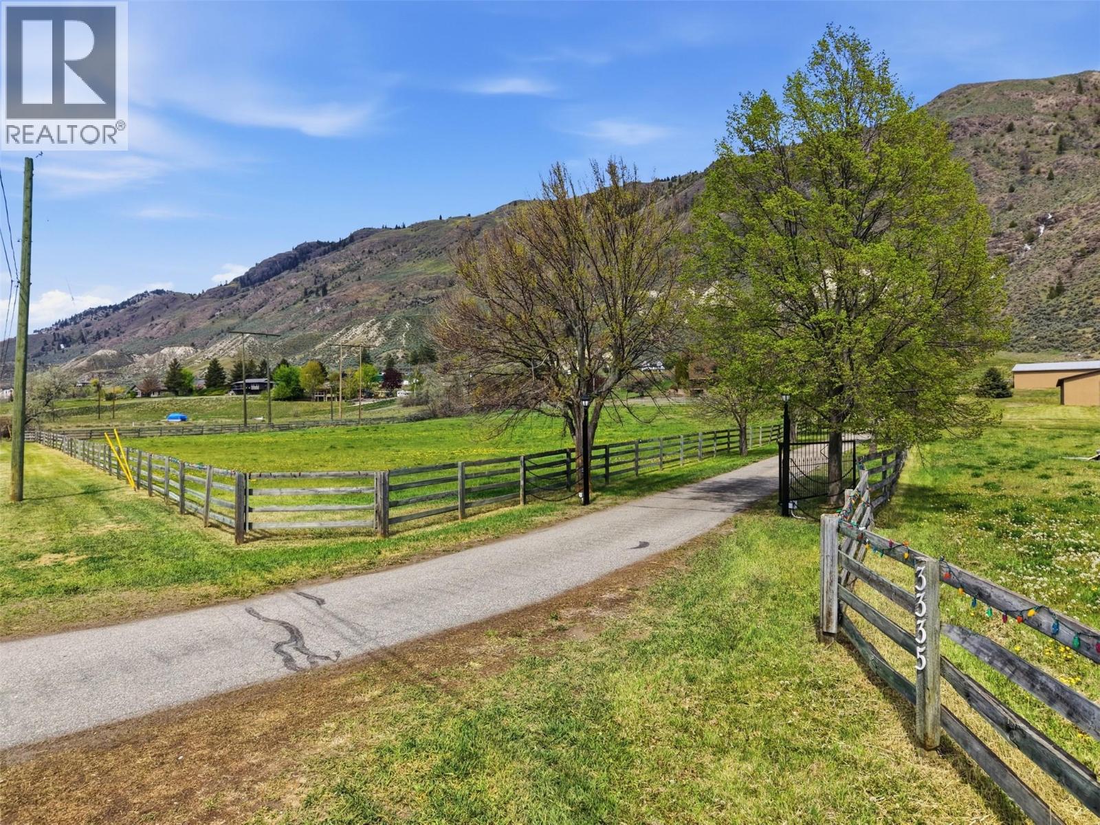 3335 SHUSWAP Road - 96
