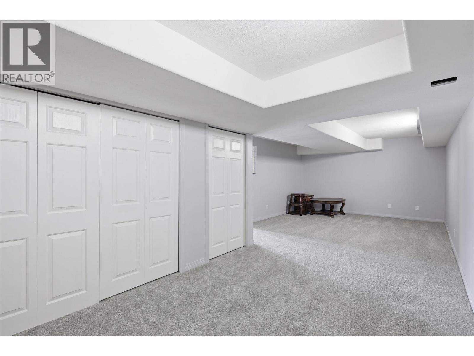 3335 SHUSWAP Road - 46