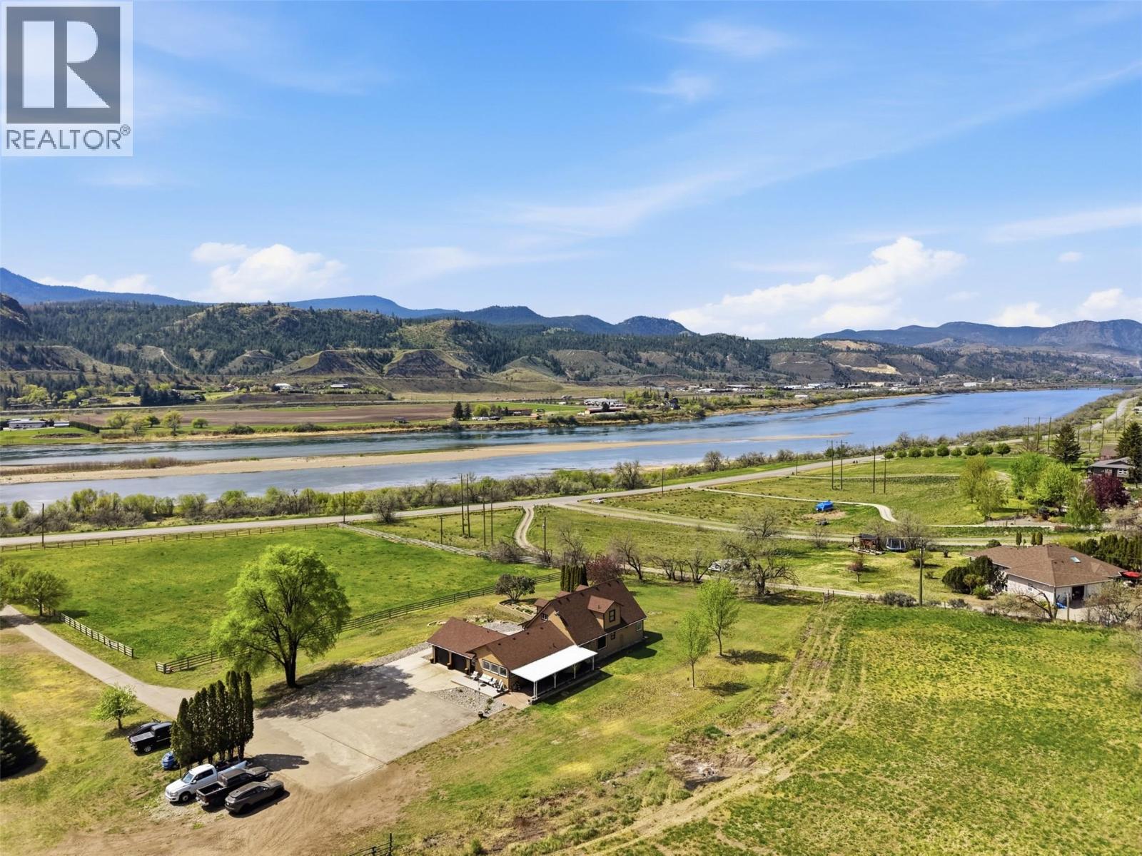 3335 SHUSWAP Road - 66