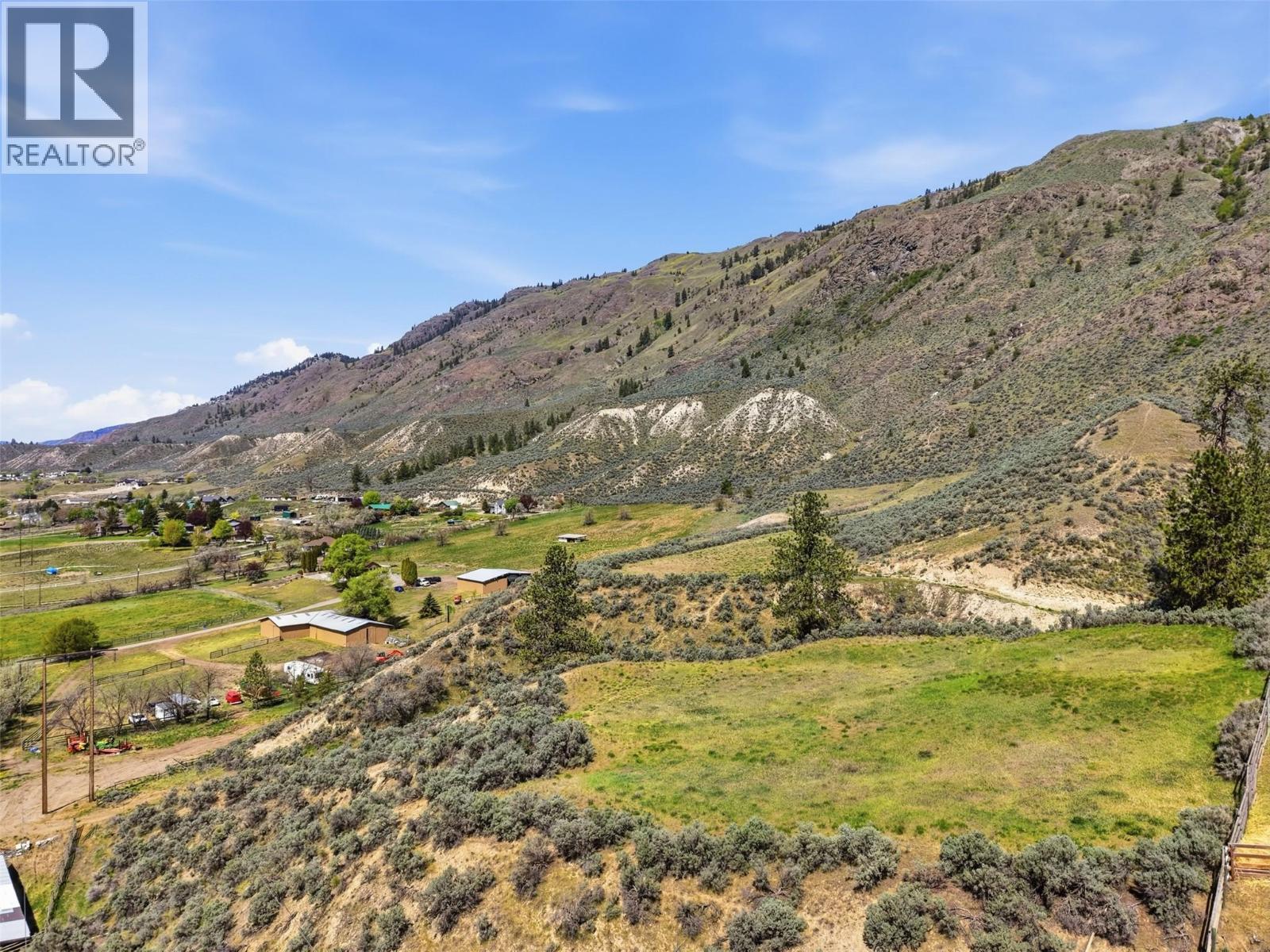 3335 SHUSWAP Road - 85