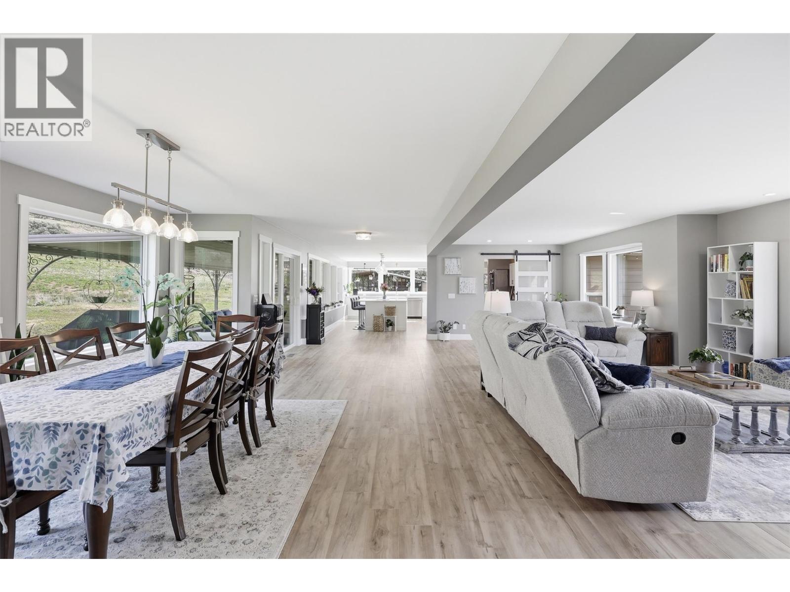 3335 SHUSWAP Road - 14