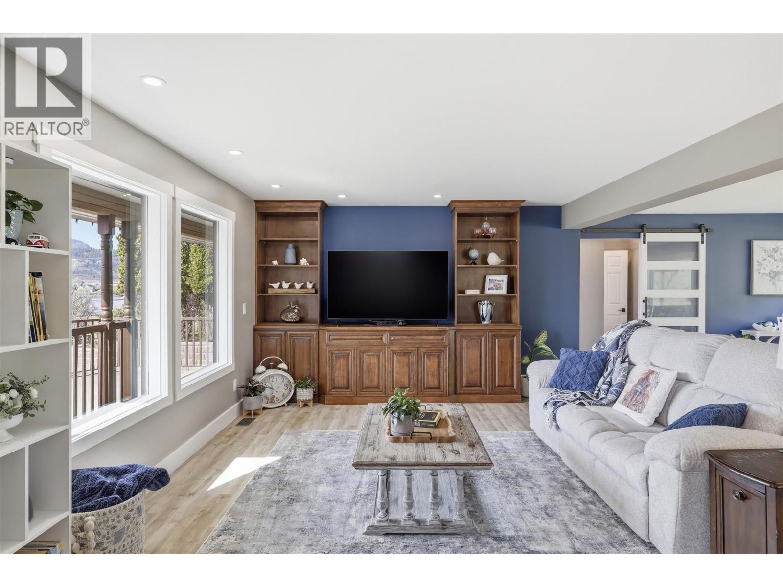 3335 SHUSWAP Road - 19