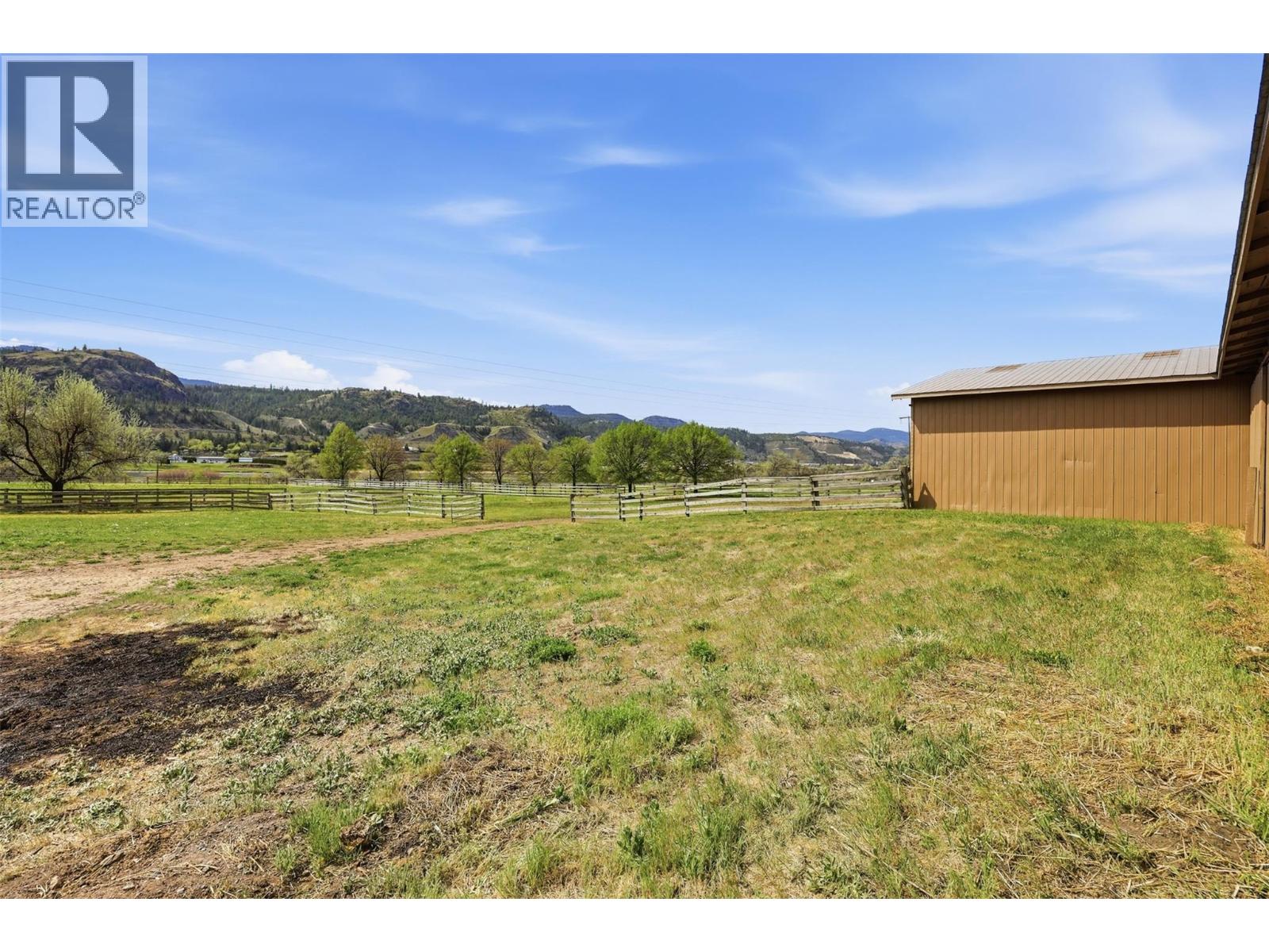3335 SHUSWAP Road - 77
