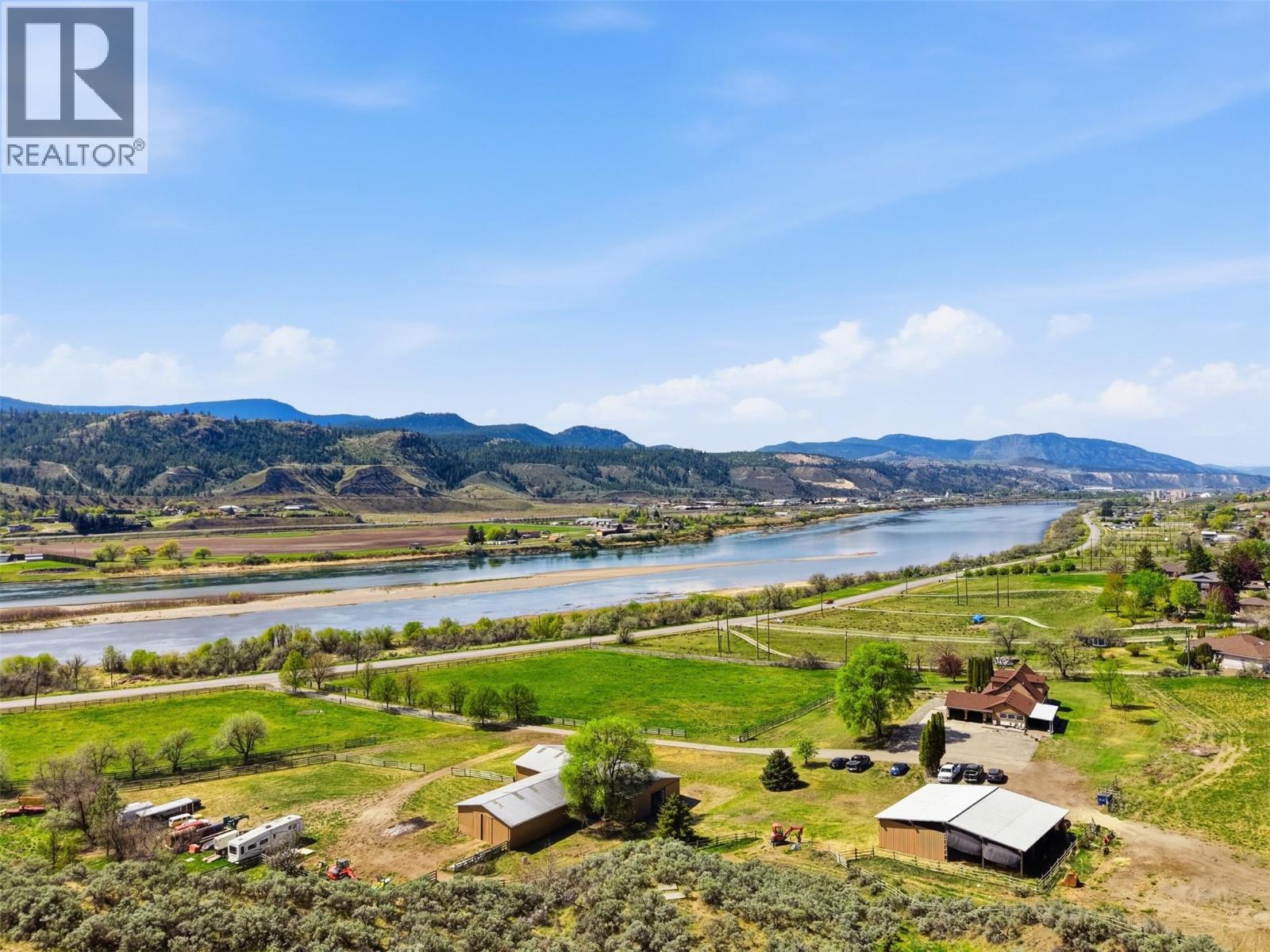 3335 SHUSWAP Road - 87