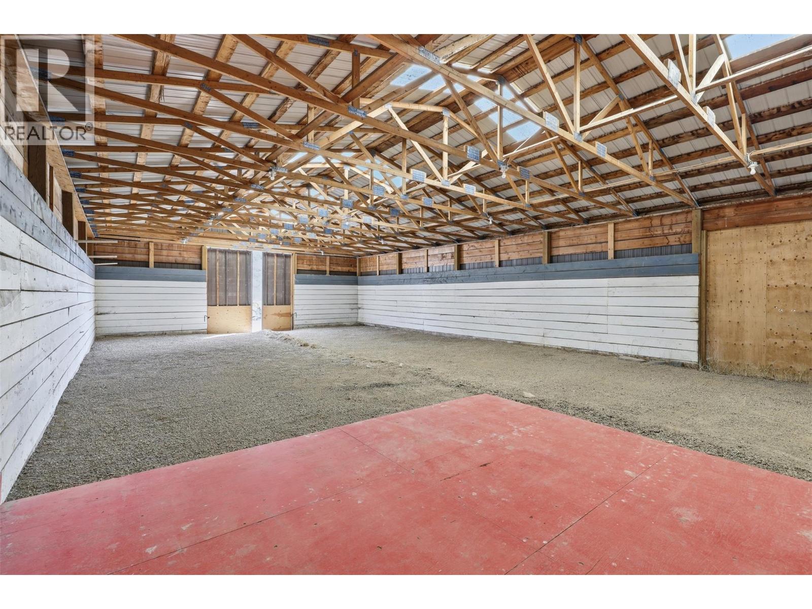 3335 SHUSWAP Road - 71