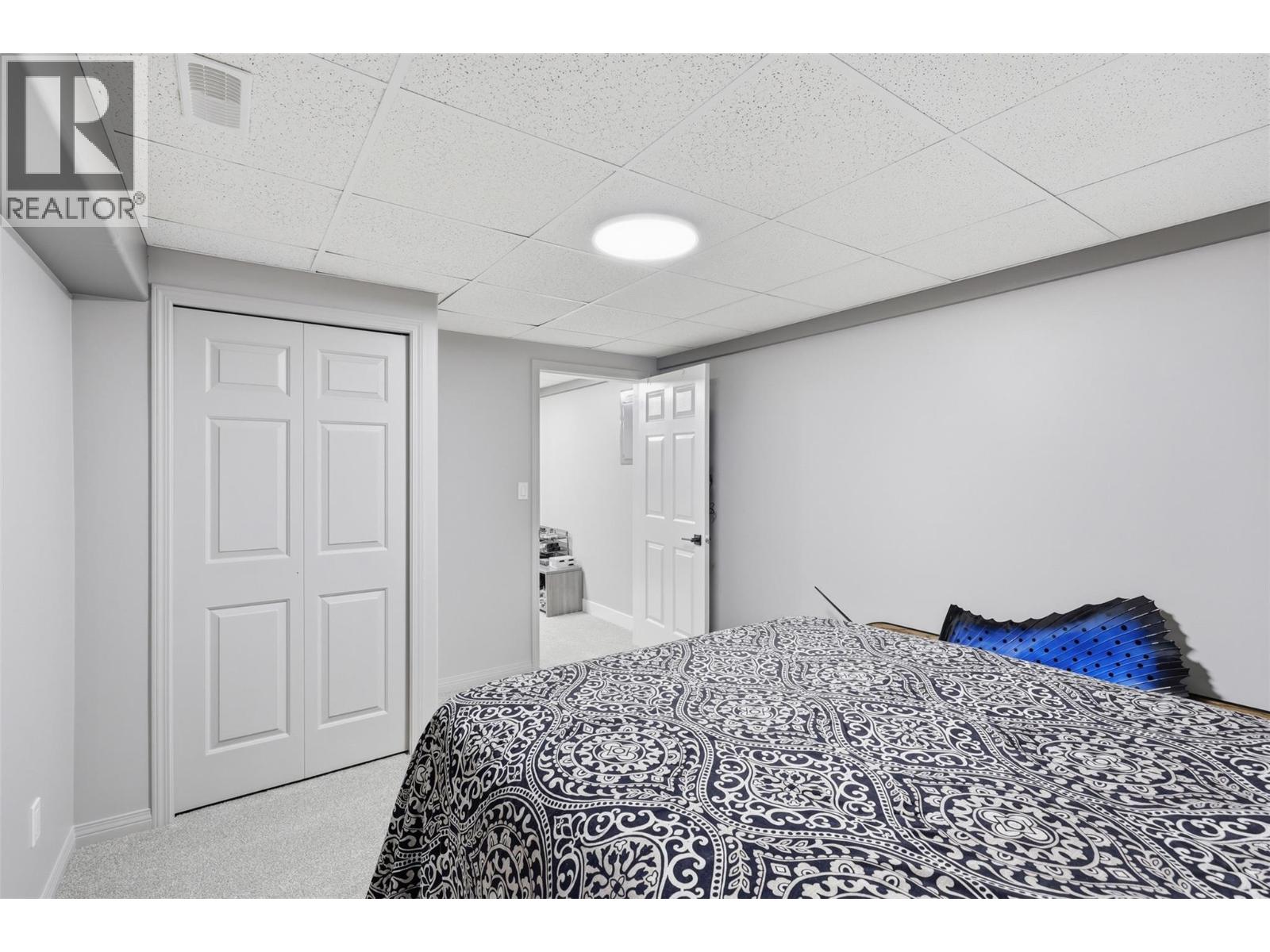 3335 SHUSWAP Road - 52