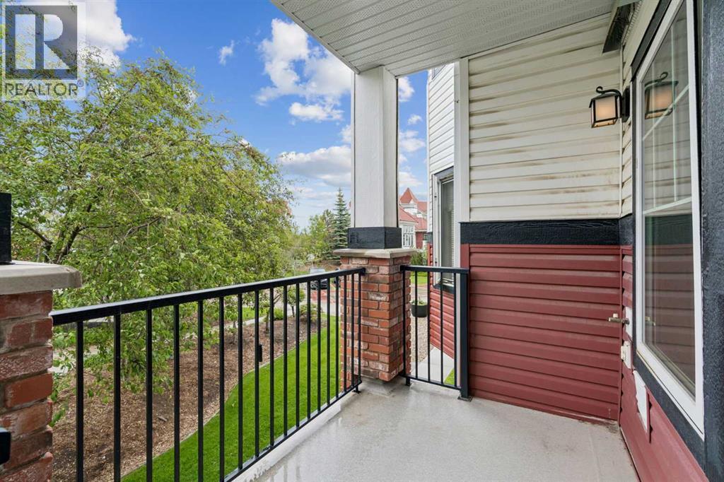 #216 70 Royal Oak Plaza NW - 14