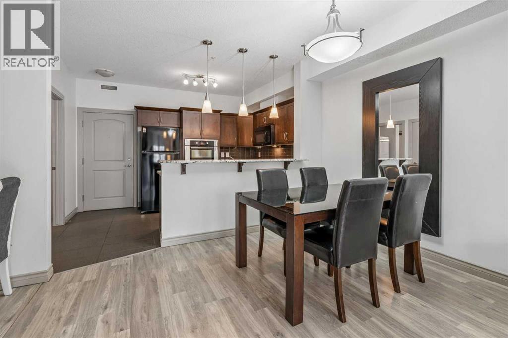 #216 70 Royal Oak Plaza NW - 6