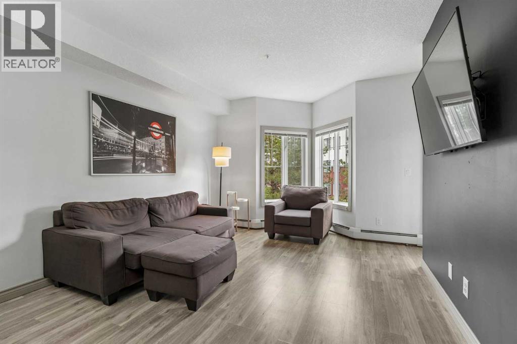 #216 70 Royal Oak Plaza NW - 8