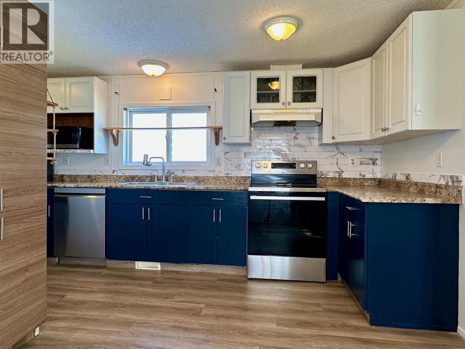#26 12560 Westside Road - 11