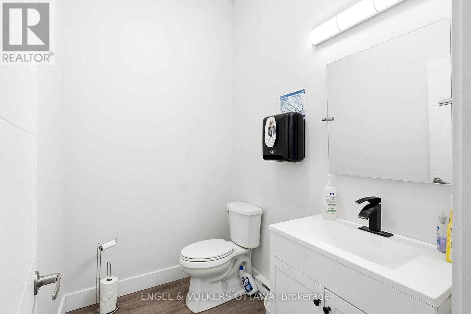 162 WESCAR LANE, Ottawa. Luxury613. By Peter Sagos - Image 20